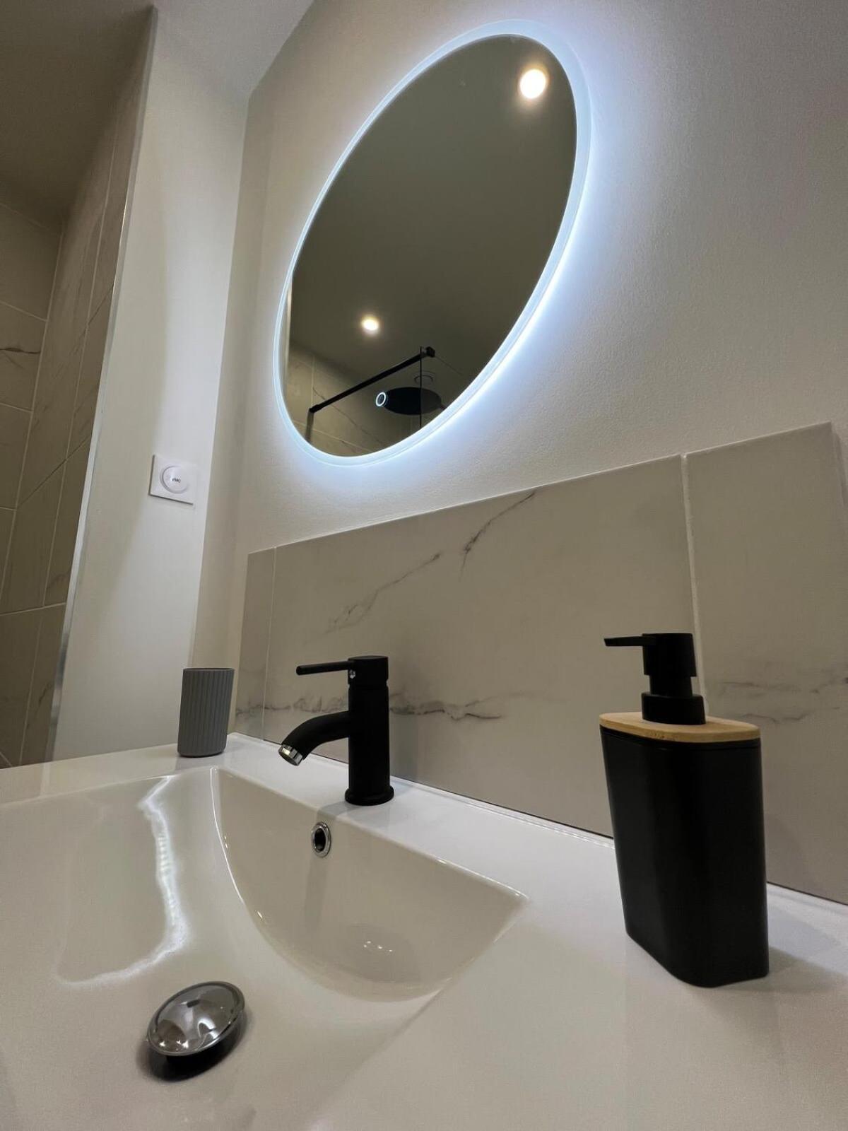 CASA FARO - Hyper Centre BRIVE Rue Commerçante Extérieur photo